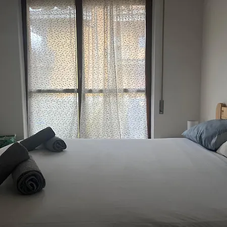 - Pool, Wifi - 4 Min From Sea And Center Apartament *